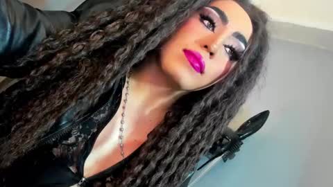  not into STINGY and CHEAP people online show from 1, 12, 2025