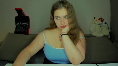 Snapshot of yourgem__ chatting on 28, 11, 2025 yourgem__ online show from 28, 11, 2025