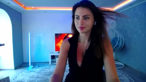 call meKira online show from 29, 6, 2026