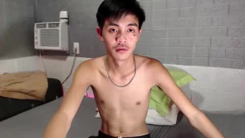 Snapshot of yourguy_josh23 chatting on 19, 4, 2026 Josh online show from 19, 4, 2026