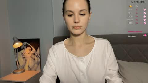 Snapshot of yourher0in chatting on 6, 1, 2025 Aida online show from 6, 1, 2025