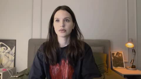 Snapshot of yourher0in chatting on 9, 2, 2025 Aida online show from 9, 2, 2025