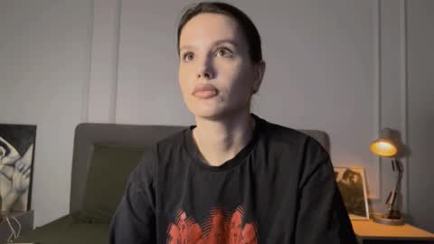 Snapshot of yourher0in chatting on 9, 2, 2025 Aida online show from 9, 2, 2025