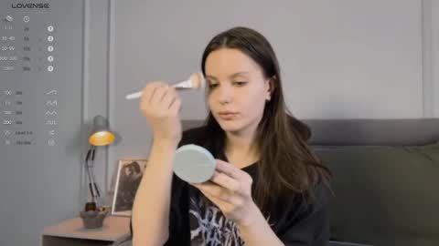 Snapshot of yourher0in chatting on 21, 2, 2025 Aida online show from 21, 2, 2025