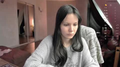 Snapshot of yourher0in chatting on 28, 9, 2025 Aida online show from 28, 9, 2025