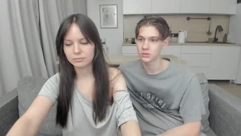 Snapshot of yourher0in chatting on 19, 10, 2025 Aida online show from 19, 10, 2025