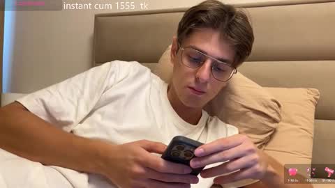 Chris online show from 30, 9, 2025