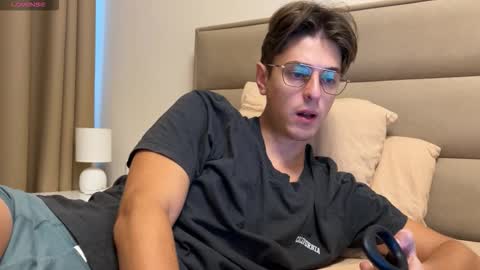 Chris online show from 17, 11, 2025