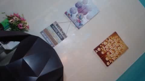 Mauie  online show from 29, 1, 2025