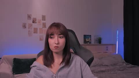 Snapshot of yourjullymoon chatting on 19, 10, 2025 Jully online show from 19, 10, 2025