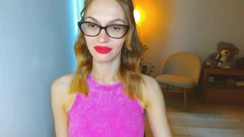 Snapshot of yourladysunshine chatting on 26, 5, 2026 Ksyusha online show from 26, 5, 2026