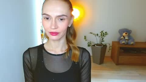 Snapshot of yourladysunshine chatting on 31, 5, 2026 Ksyusha online show from 31, 5, 2026