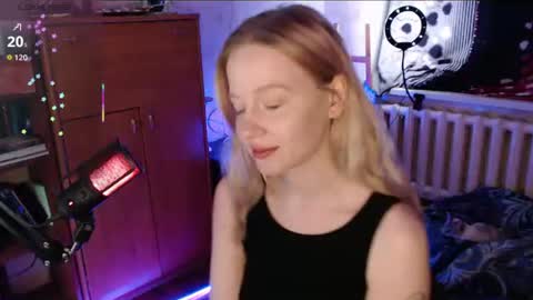 Snapshot of yourlissaa chatting on 7, 8, 2026 Lisa online show from 7, 8, 2026