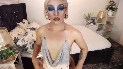 --               online show from 11, 11, 2025