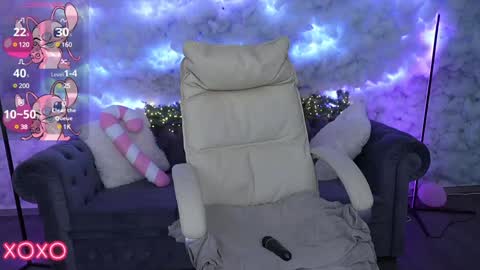 L O L A online show from 8, 1, 2025