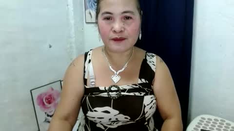 Snapshot of yourlove_regine chatting on 23, 9, 2025 Regine online show from 23, 9, 2025