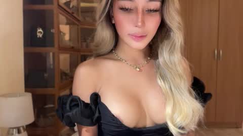 Pearl online show from 21, 2, 2026