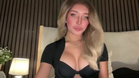 Snapshot of yourlovingpearlita1000 chatting on 5, 5, 2026 Pearl online show from 5, 5, 2026
