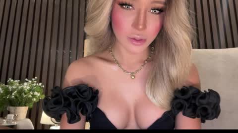 Snapshot of yourlovingpearlita1000 chatting on 6, 5, 2026 Pearl online show from 6, 5, 2026