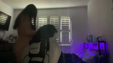 Snapshot of yourmila1 chatting on 22, 2, 2026 yourmila1 online show from 22, 2, 2026