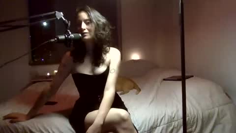 Snapshot of yourmistresslucia chatting on 4, 8, 2026 yourmistresslucia online show from 4, 8, 2026