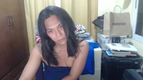 Snapshot of yourpinoy chatting on 25, 4, 2026 Iring online show from 25, 4, 2026