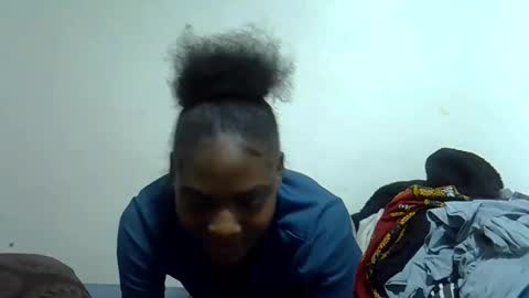 Snapshot of yours_sexy_doll chatting on 15, 9, 2025 yours sexy doll online show from 15, 9, 2025