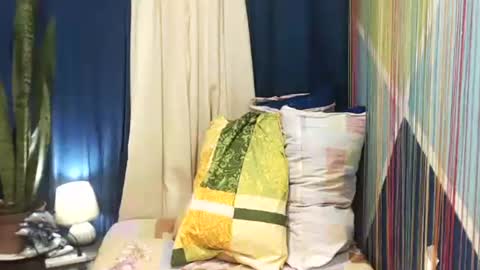 Nica Trocio online show from 7, 2, 2025