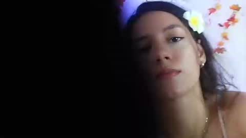 Snapshot of yoursexy18lover chatting on 5, 7, 2026 Lina and roberth online show from 5, 7, 2026