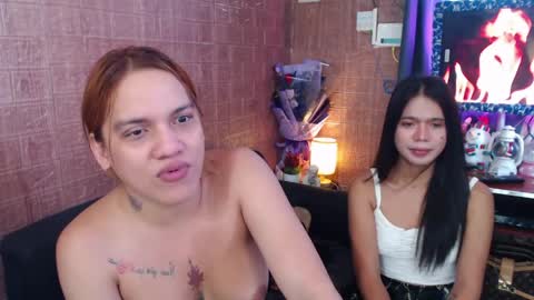 Snapshot of yoursweetangelxxx chatting on 6, 4, 2026 YourDreamgirl online show from 6, 4, 2026