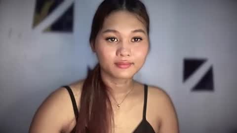 yoursweetgirl_zia online show from 24, 5, 2026