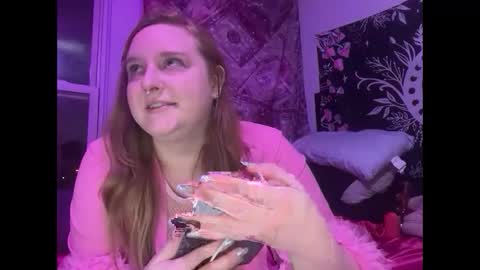 Snapshot of yourthickgingergoddess chatting on 23, 12, 2025 yourthickgingergoddess online show from 23, 12, 2025