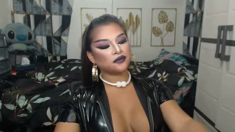 Snapshot of yourtrannyqueenxxx chatting on 17, 9, 2025 Anastacia Grey online show from 17, 9, 2025
