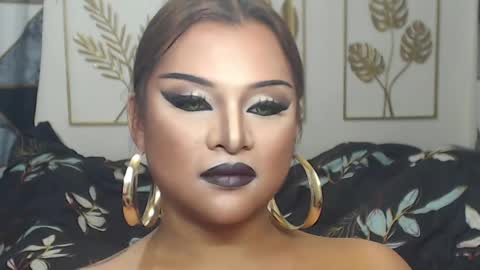 Snapshot of yourtrannyqueenxxx chatting on 25, 4, 2026 Anastacia Grey online show from 25, 4, 2026