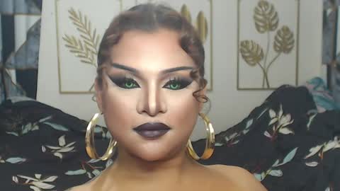 Snapshot of yourtrannyqueenxxx chatting on 3, 5, 2026 Anastacia Grey online show from 3, 5, 2026