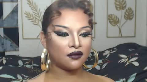 Snapshot of yourtrannyqueenxxx chatting on 7, 5, 2026 Anastacia Grey online show from 7, 5, 2026