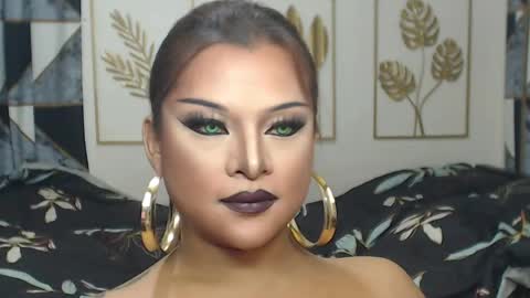 Snapshot of yourtrannyqueenxxx chatting on 15, 5, 2026 Anastacia Grey online show from 15, 5, 2026