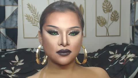 Snapshot of yourtrannyqueenxxx chatting on 20, 5, 2026 Anastacia Grey online show from 20, 5, 2026