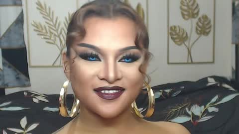 Snapshot of yourtrannyqueenxxx chatting on 22, 5, 2026 Anastacia Grey online show from 22, 5, 2026