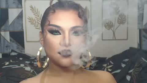 Snapshot of yourtrannyqueenxxx chatting on 31, 5, 2026 Anastacia Grey online show from 31, 5, 2026