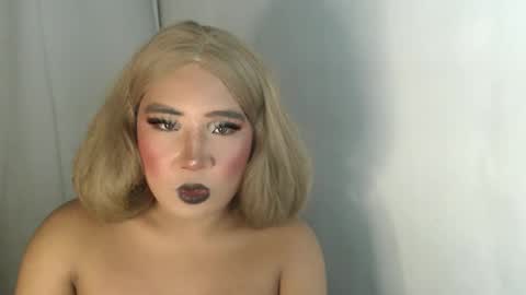 Snapshot of yourtransjeen chatting on 25, 2, 2025 Jeen online show from 25, 2, 2025