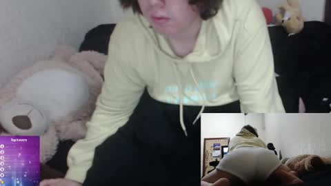 Snapshot of yourtrapuwu chatting on 25, 1, 2025 yourtrapuwu online show from 25, 1, 2025