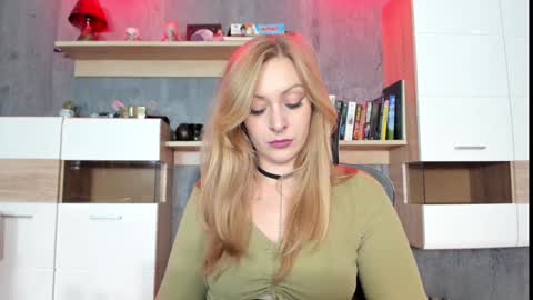 Snapshot of yourvenus00 chatting on 30, 12, 2024 YourVenus00 -Follow my OF online show from 30, 12, 2024