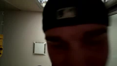 Snapshot of yourwhiteislandboy chatting on 2, 6, 2026 yourwhiteislandboy online show from 2, 6, 2026