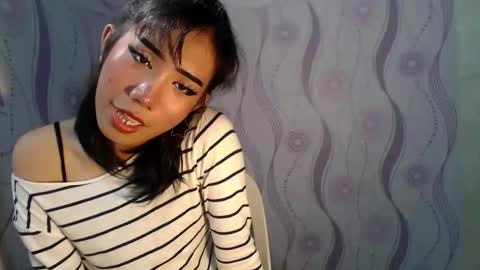 Snapshot of yourwife_material99 chatting on 11, 3, 2026 yourwife_material99 online show from 11, 3, 2026