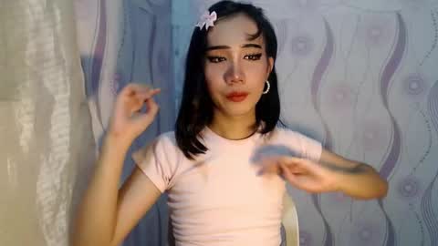 Snapshot of yourwife_material99 chatting on 19, 3, 2026 yourwife_material99 online show from 19, 3, 2026