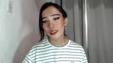 Snapshot of yourwife_material99 chatting on 2, 4, 2026 yourwife_material99 online show from 2, 4, 2026