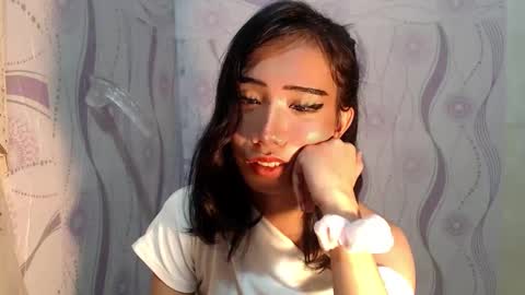 Snapshot of yourwife_material99 chatting on 6, 4, 2026 yourwife_material99 online show from 6, 4, 2026