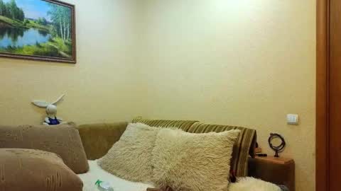 YourXQueen online show from 5, 11, 2025