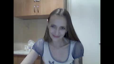 Snapshot of youur_light chatting on 18, 4, 2026 Youur light online show from 18, 4, 2026